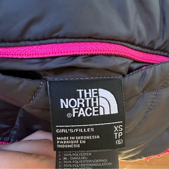 North Face Womens XS Black Puffer Jacket Coat Reversible Sherpa Fleece Pink - Picture 6 of 6